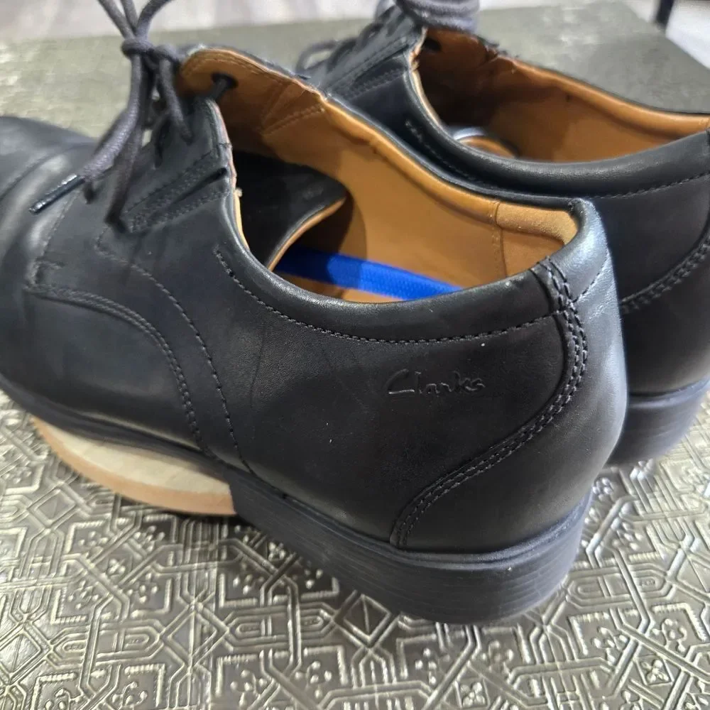 🐢 Clarks Men's Black Whiddon Cap Toe Oxford Size 10.5.